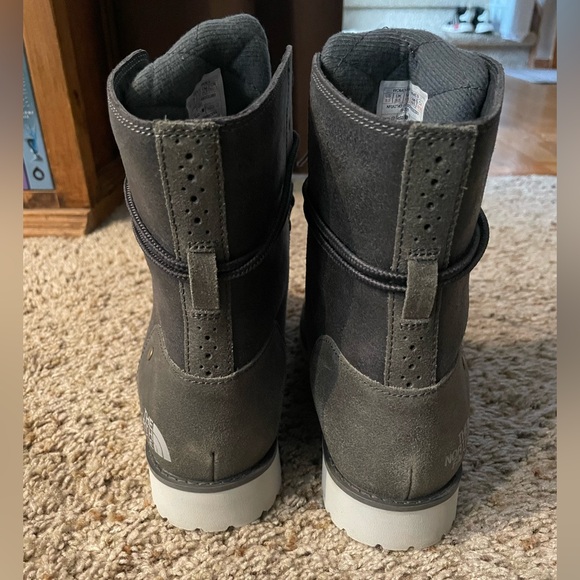 The North Face Boots Grey 8.5 - Picture 6 of 8